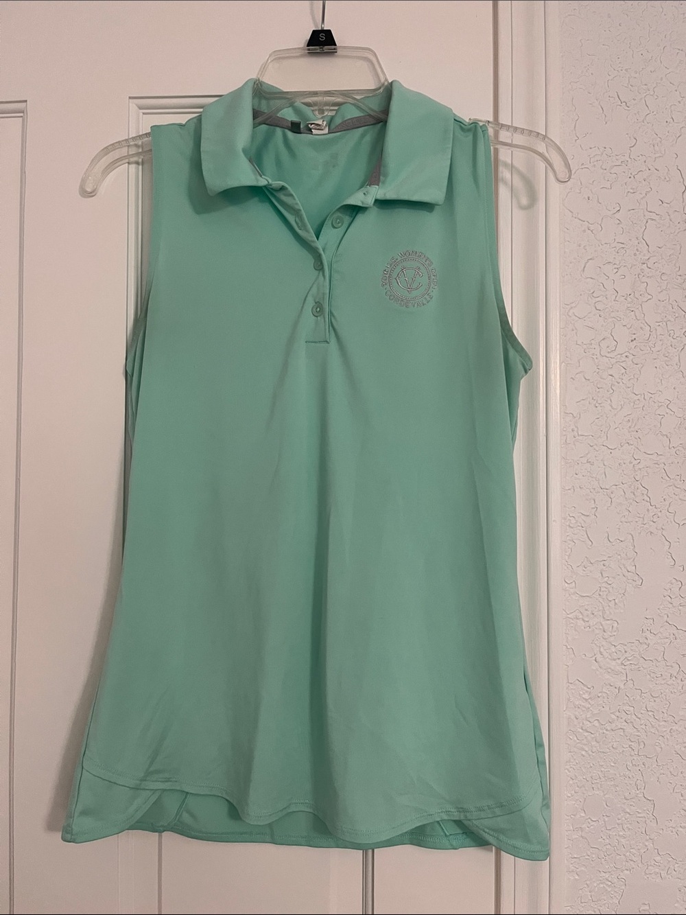Sleeveless golf Polo Top in Mint Green